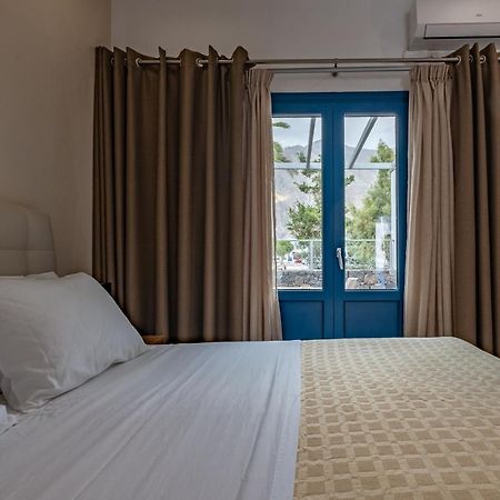 Tristhenia Aparthotel Периса Екстериор снимка