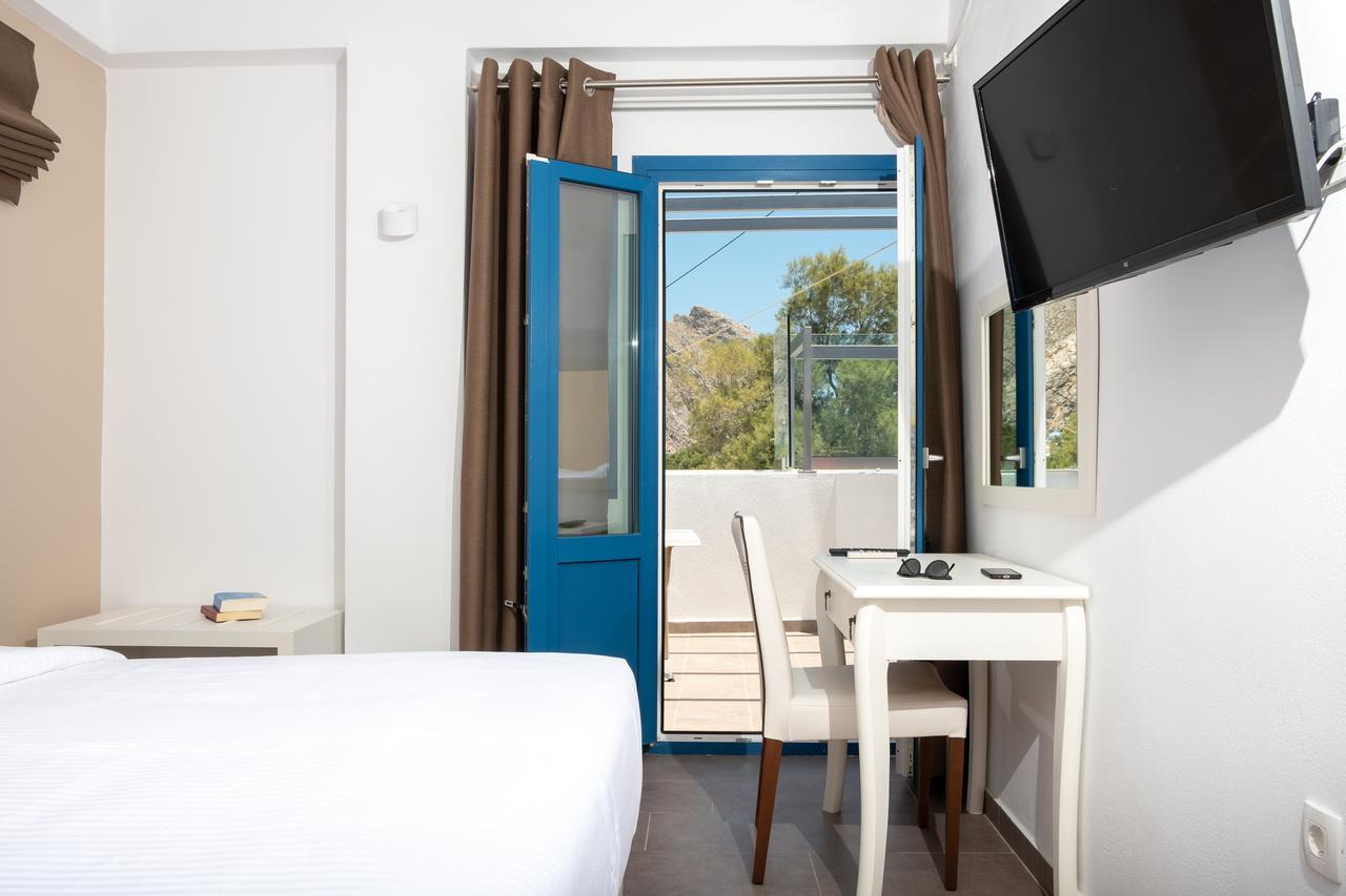 Tristhenia Aparthotel Периса Екстериор снимка