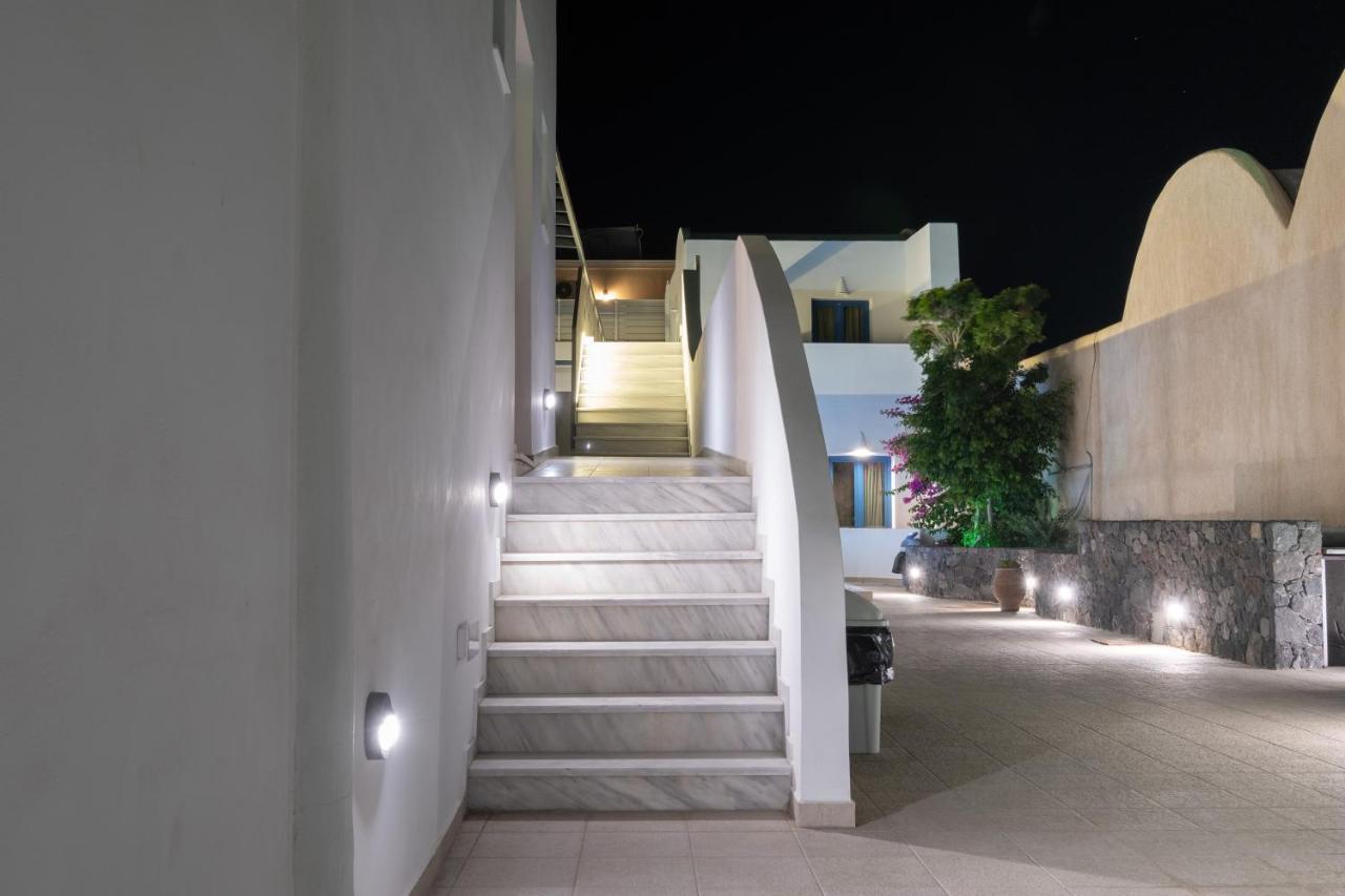 Tristhenia Aparthotel Периса Екстериор снимка
